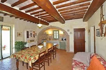 Castelmuzio * Castelmuzio